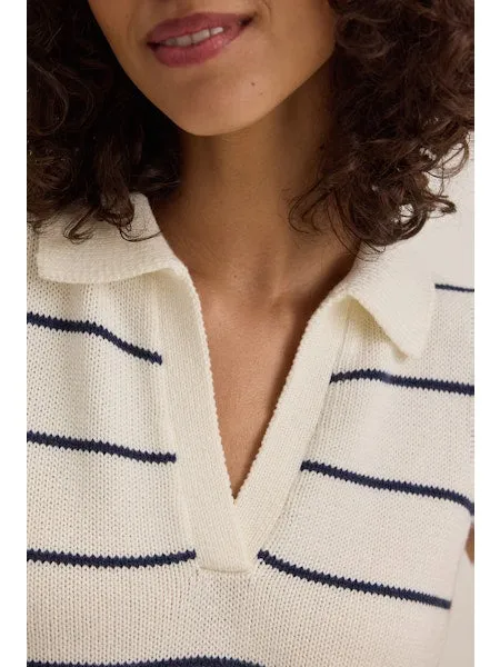 Nayla Collared Sweater Tank (Milk/Blue)
