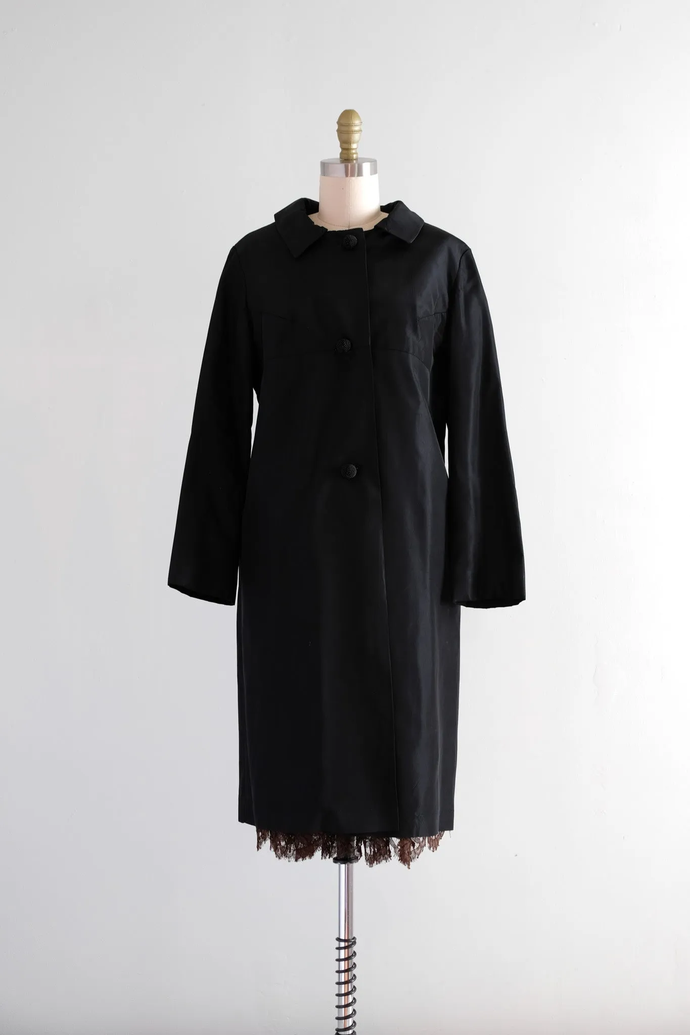 Stunning 1960's Black Taffeta Evening Coat with Autumnal Satin Lining / Sz M